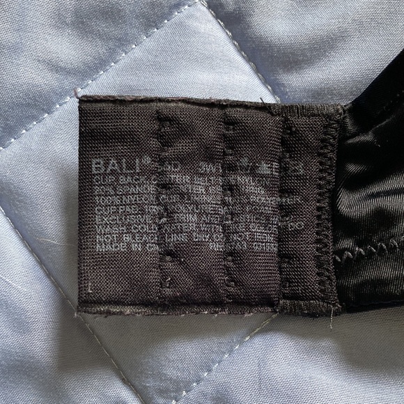 3/$18 Bali 36D Underwire Bra - Picture 4 of 4